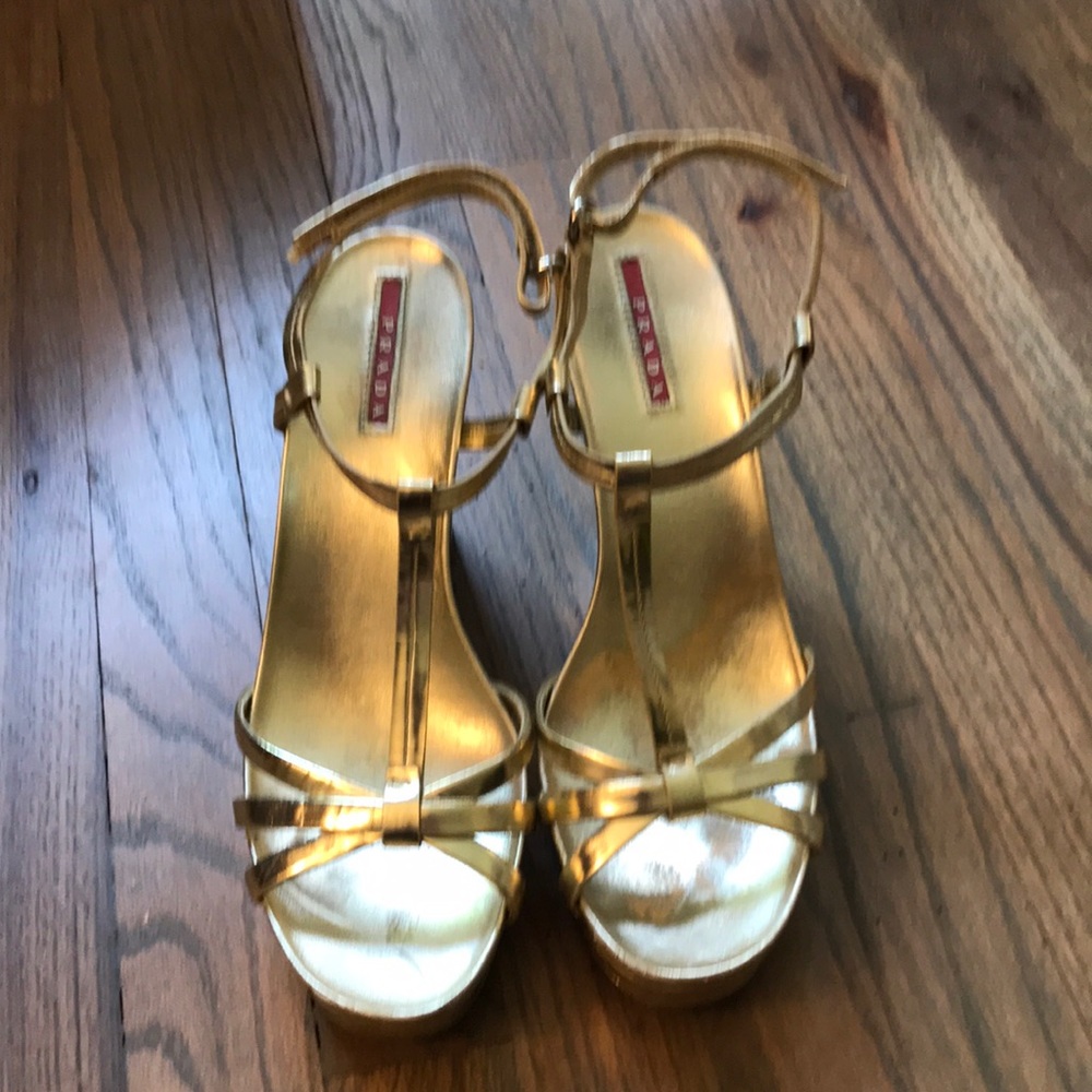 Prada Platform Sandals size 40 or 10 USA